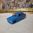 Модель автомобиля Москвич
