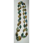 Бусы пластиковые