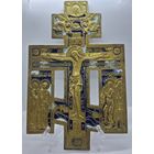 Распятие меднолитое с предстоящими, эмали.