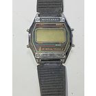 Электронные часы MANTANA  .