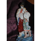 Фарфоровая фигурка/статуэтка: "Майская ночь" -Полонский ЗХК- *У парня приклеена голова!