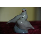 Статуэтка фарфоровая  " Голуби "  МФФФЗ