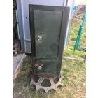 Мощнейший советский сейф  с  приваренным    тяжелейшем   ведущим  колесом  от  гусеничного ДТ-75.