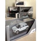 Audi Q2 модель 2016 года 1/43