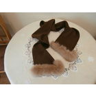 Шарф с мехом шерсть фирменный герб из Германии длина 2 м., ширина 20 см.