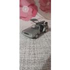 Delorean back to the future jada 1:32