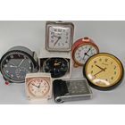 Часы настольные. На восстановление. Одним лотом 7 шт. С рубля