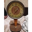 Часы Настольные "ЯНТАРЬ"
