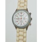 Кварцевые часы Geneva .  С рубля