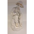 Фарфоровая статуэтка "Юный геолог" ЗХК