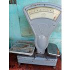 Весы торговые в рабочем состоянии одним лотом.БЕЗ ПОЧТЫ