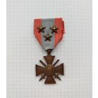 Франция. Военный крест иностранных театров военных действий (3 бронзовых звездочки)