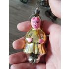 Девочка жёлтая