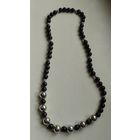 Бусы пластиковые