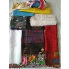 Платки,шарфы разные.