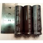 Конденсатор 2200 мкФ 25 В.