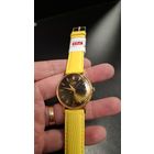 С 1 рубля 5 дней! Часы Луч костюмник тонкие. Идут. Точность не проверял. Без репассажа. Состояние на фото.