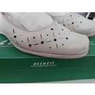 Белые кожаные босоножки