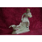 Статуэтка фарфоровая  " Девочка с гусем " МФФЗ  50-е г .  ( ЦЕЛАЯ )