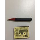 Цанговый карандашик. ARGUMENT 226. Есть дефект, на фото указан. Карандаш в рабочем состоянии. Стержня нет.