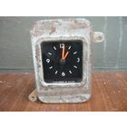 Часы от машины ?