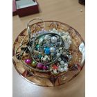 Лот советской и современной бижутерии