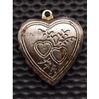 Медальон - LOVE. Для двух фотографий. С рубля.