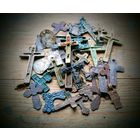 Лот нательных крестиков и образков.