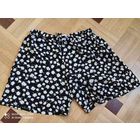 Легкие шорты Steilmann на 52-54 р Германия. На лето идеальны. Длина 47 см, талия на резинке тянется По 40-56 см. Отличное состояние.