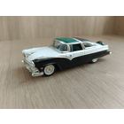1/43 1955 Ford Fairlane Crown Victoria
