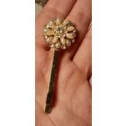 Заколка для волос с цветком