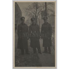 Унтер-офицеры Вермахта с парадными саблями