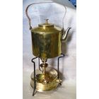 Латунные примус и чайник.