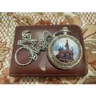 Часы с храмом