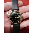 Часы наручные женские Kienzle  на ходу. 3х3см