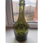 Бутылка антикварная +BENEDICTINE+ из под ликера. Франция. Вторая половина 19-го -самое начало 20-го веков.