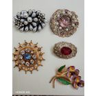 Лот винтажной бижутерии. Броши. Торги.