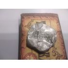 Крышка иностранная с надписью. Находка