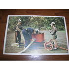 Дети Юные пожарные Пожарный насос Каска Г. Линде Йена Ранний ГДР Чистая