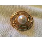 Брошь Нарядная иск Жемчуг стиль Monet Германия винтаж