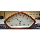 Чсы СВЕТ настольные ОБСЛУЖЕНЫ НАСТРОЕНЫ новый элемент питания Часы механо электрические