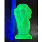 Вазочка из уранового стекла . Производство Чехия