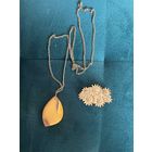 Брошка и кулон янтарь СССР