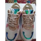 Кроссовки женские 37размер