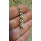 Цепочка с кулончиком в виде ДНК