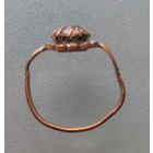 Колечко старинное с камушком.