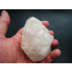 Большой  коллекционный ярко выраженный кристалл. ФЛЮОРИТ 420гр. +- небольшая неточность на весы.