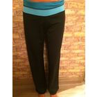 Спортивные штаны на 42-44 размер, фирменные. Хорошо тянутся. Замеры: ПОталии 35-43 см, длина 105 см.