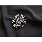 Брошь, Sarah Coventry