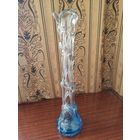 Старинная ваза для цветов